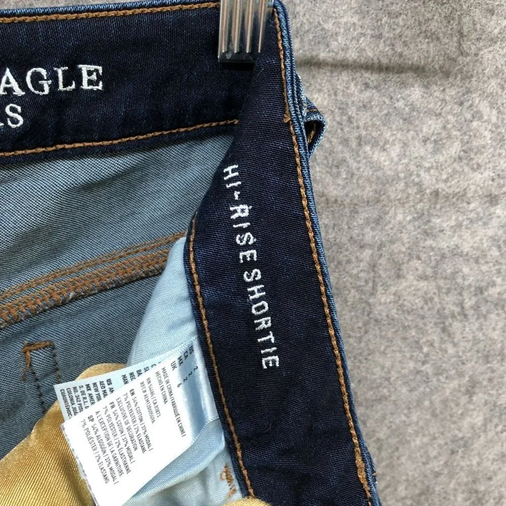 American Eagle Hi-Rise‎ Shortie Denim Shorts Womens 2 Blue Dark Wash Cutoff